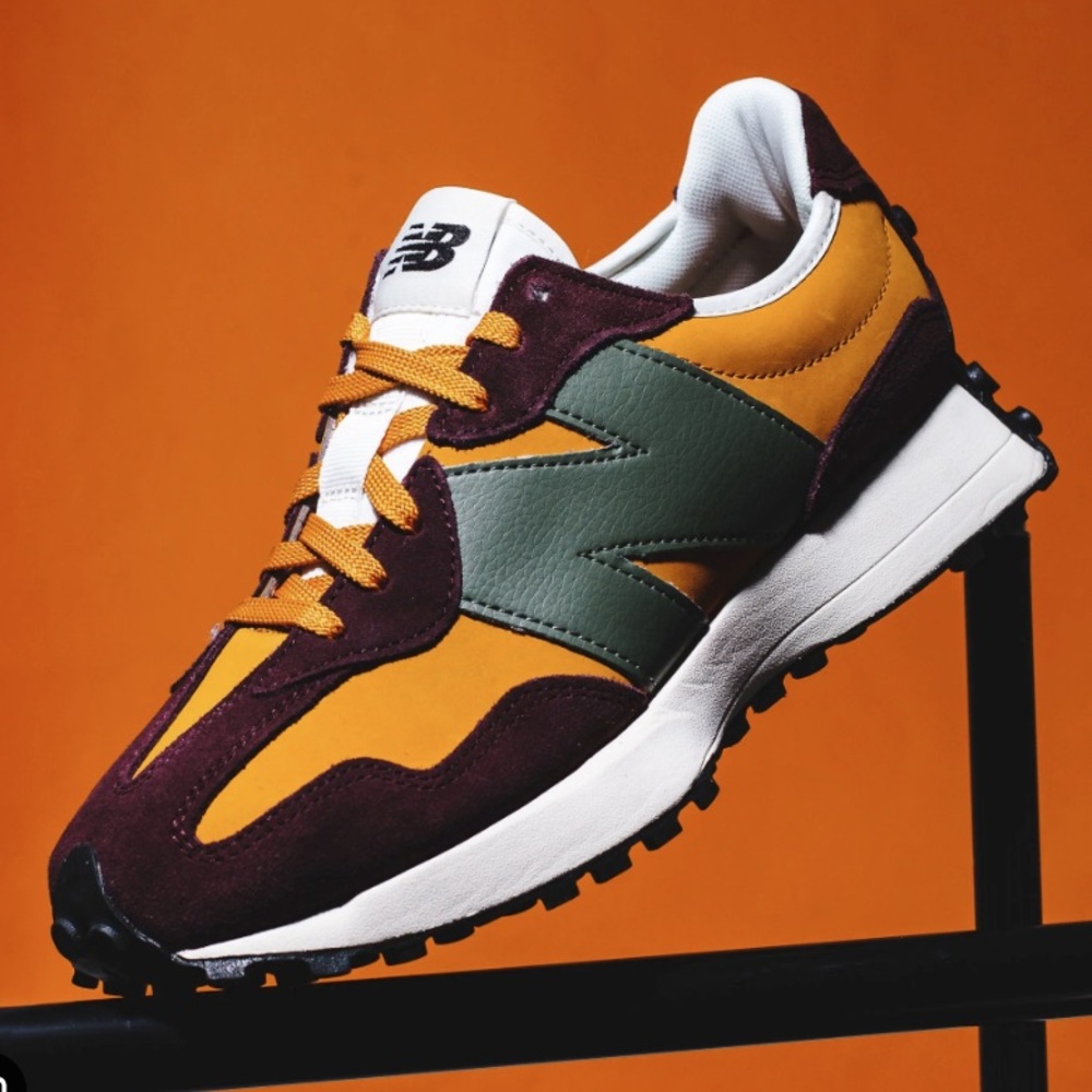 New Balance 327 Casual Sneakers Shoes Women 7.5 / Men 6 Madras Orange Burgundy